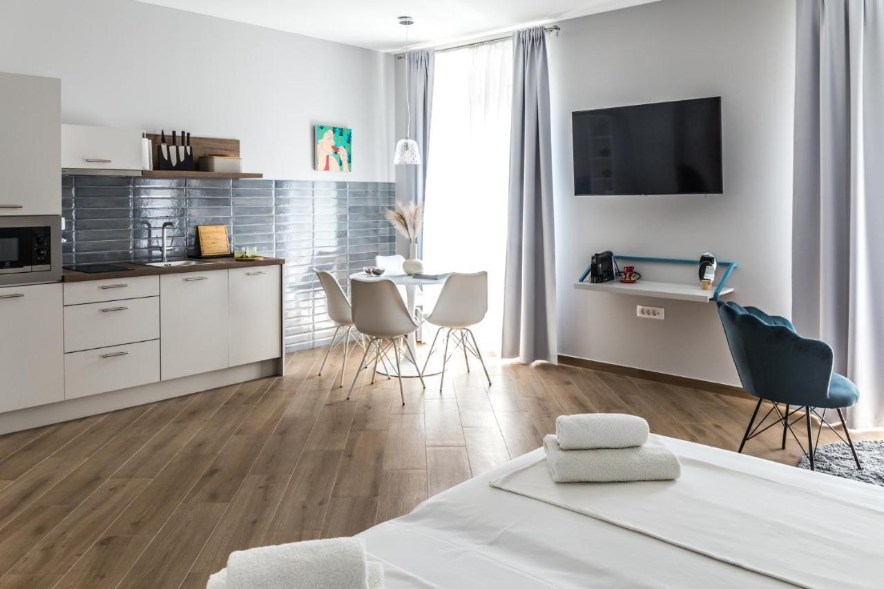 Dolac Apartments Rijeka Exterior photo